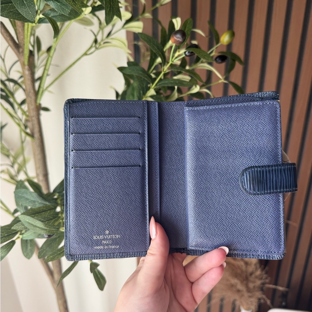 Vintage Louis Vuitton Blue Epi Leather Wallet